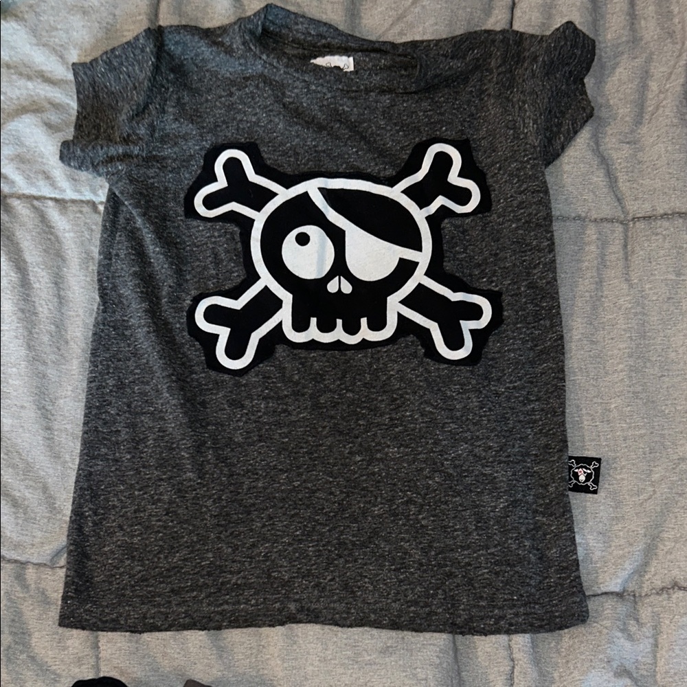 nununu Charcoal Pirate Skull Kids Tee